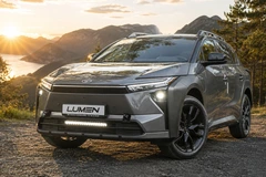 Lumen grillkit lyspakke Toyota bZ4X Touring 2026->