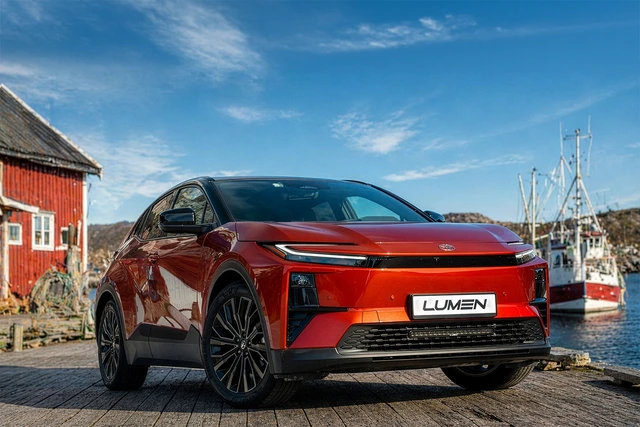 Lumen grillkit lyspakke Toyota C-HR+ 2026-> 