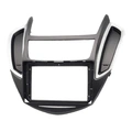 Monteringsramme for 9" spiller Chevrolet Trax (2013-2016)