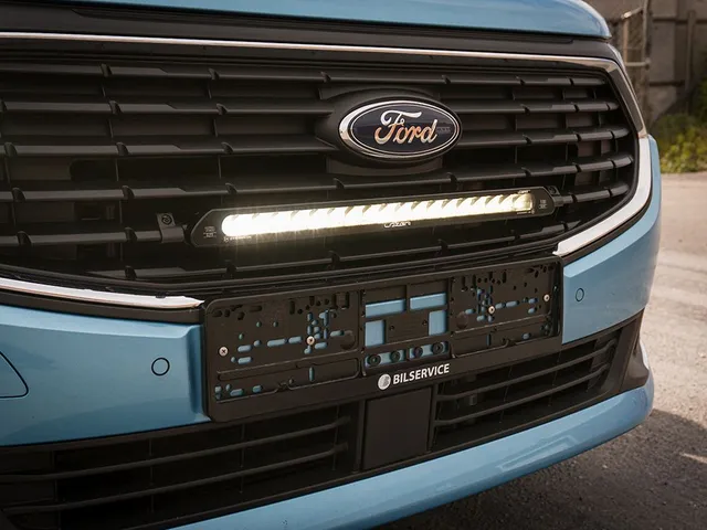 Grillkit - Lazer Linear 18 Elite Ford Transit Connect 2023-> 