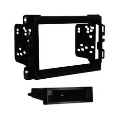 Metra 1-DIN/2-DIN monteringsramme Chrysler/Dodge/Jeep (2013-2024)