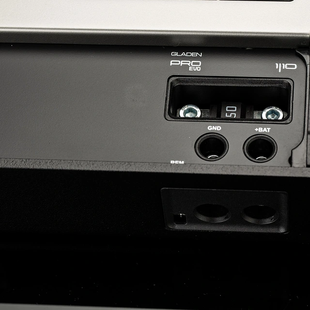 Mosconi PRO 1|10 EVO. Monoforsterker 3000 Watt i 1 Ohm, Klasse D 