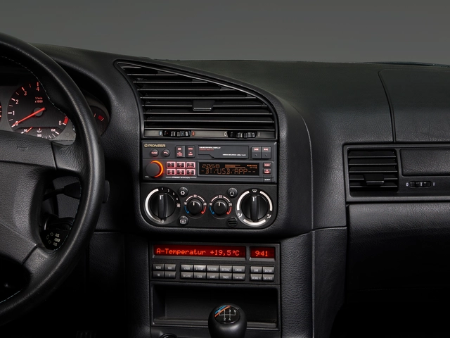 Pioneer SXT-C10PS Bilradiopakke BMW BMW 3-Serie (1992–1997) u/utvidet lydsys 