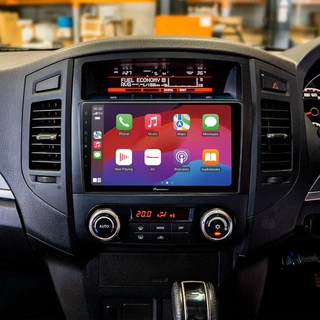 Pioneer Perfect Fit spiller Mitsubishi Pajero (2007-2013) u/Navi, m/Rockford
