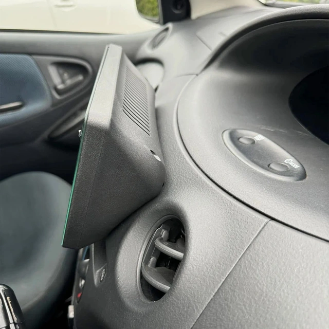 Pioneer Perfect Fit spiller til Toyota Yaris Verso (1999-2006) Toppmontert 