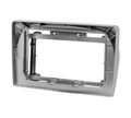 Monteringsramme for 9" spiller Nissan Navara (1998-2005)