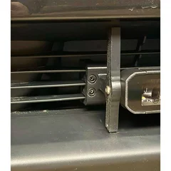 Monteringsbraketter for ekstralys Tesla Model Y 2025-> (LR/RWD/Premium)