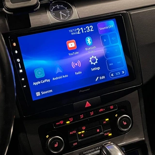 Pioneer Perfect Fit spiller til VW VW Passat/CC (2010-2016) Sort