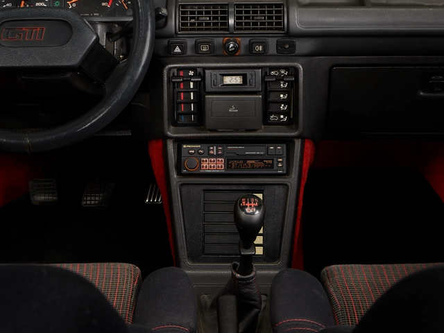 Pioneer SXT-C10PS Retroradio BT, DAB+, USB, AUX, ikke CD 