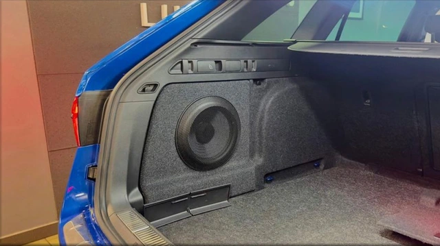 SKODA Fit-Box basskasse Skoda Superb Stasjonsvogn (2016-2023) 