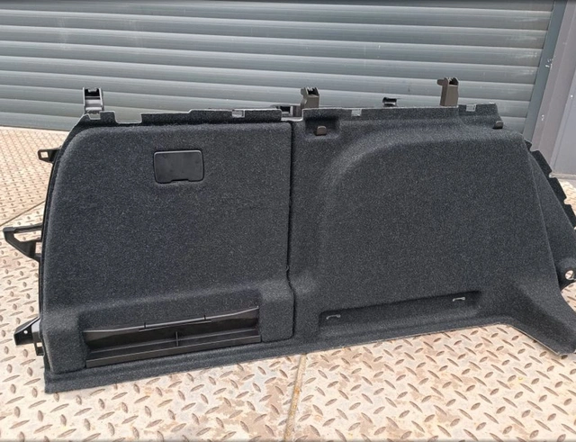 SKODA Fit-Box basskasse Skoda Superb Stasjonsvogn (2016-2023) 