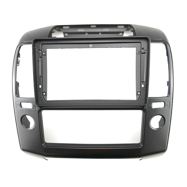 Monteringsramme for 9" spiller Nissan Navara (2006-2010) u/Navi 