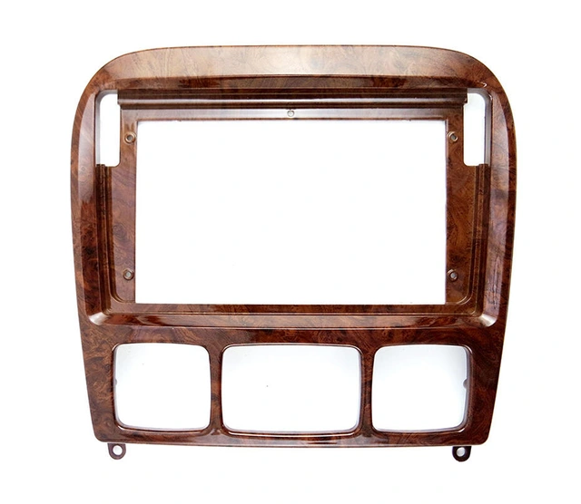 Monteringsramme for 9" spiller MB S-klasse (1999-2005) Tre finish 