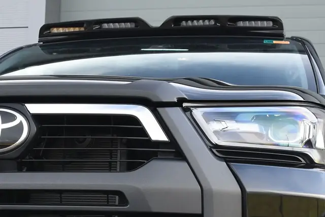 Lumen Predator takpod Toyota Hilux 2016-2025 