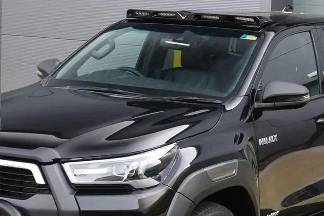 Lumen Predator takpod Toyota Hilux 2016-2025 