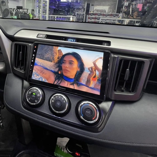 Pioneer Perfect Fit spiller til Toyota Rav4 (2013-2018) m/JBL & 360 kamera 