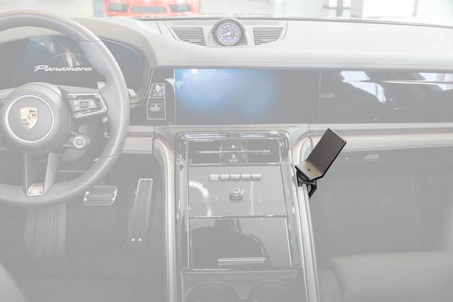 Brodit ProClip dashbord brakett Porsche Panamera (2024 ->) 