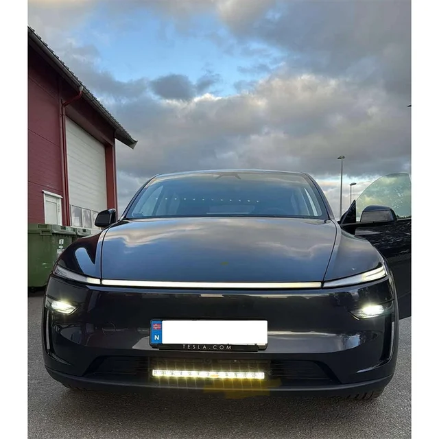 Tesla Model Y Lyspakke Tesla Model Y Juniper 2025-> 