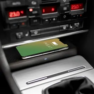 Inbay Trådløs mobillader (10W Qi) Audi A4 (2001-2008) m/Concert/Chorus