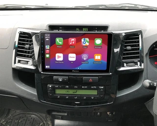 Pioneer Perfect Fit spiller til Toyota Hilux (2006-2015) m/Auto AC, u/Ryggekam.