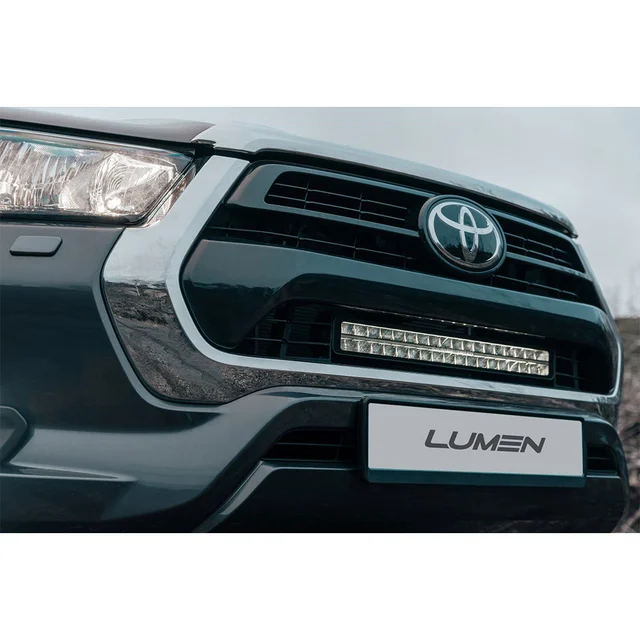 Lumen grillkit lyspakke Toyota Hilux SR 2021-2025 