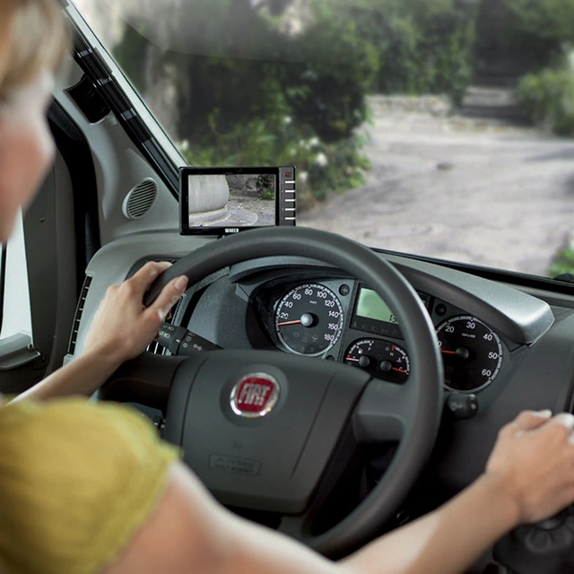 Dometic PerfectView M55L AHD monitor 5" LCD, 12/24V, AHD/CVBS (PAL/NTSC) 