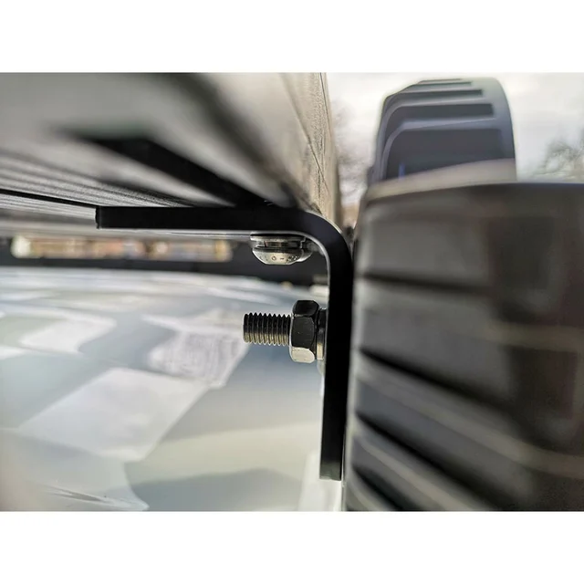 Vinklet monteringsplate til Sentinel Sett med 2 braketter 