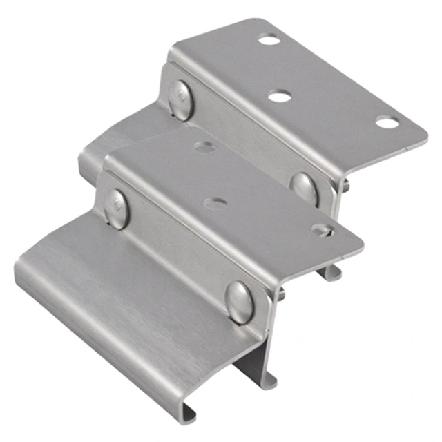 Bilspesifikke varsellysbraketter VW Passat 2015-> 