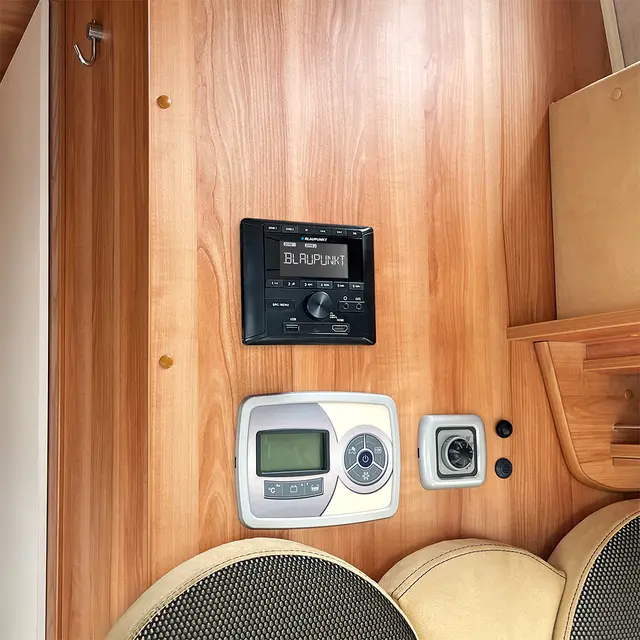 Blaupunkt BPA 3022 M BT, USB, DAB+, Sone kontroll 