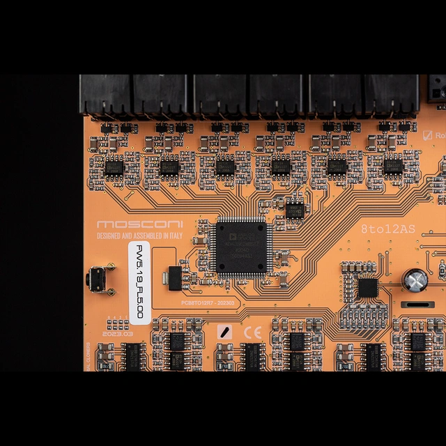 MOSCONI AERO 8|12 DSP 8-innganger, 12-kanals DSP, Hi-Res 