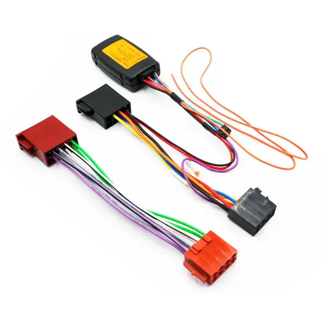 InCarTec Multifunksjonsadapter Saab (2006 - 2010) m/navi u/F1 gir 