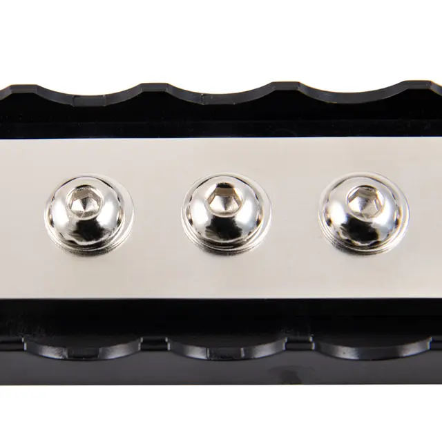 4Connect Koblingsskinne med M8 bolt Koblingsskinne med M8 bolt 