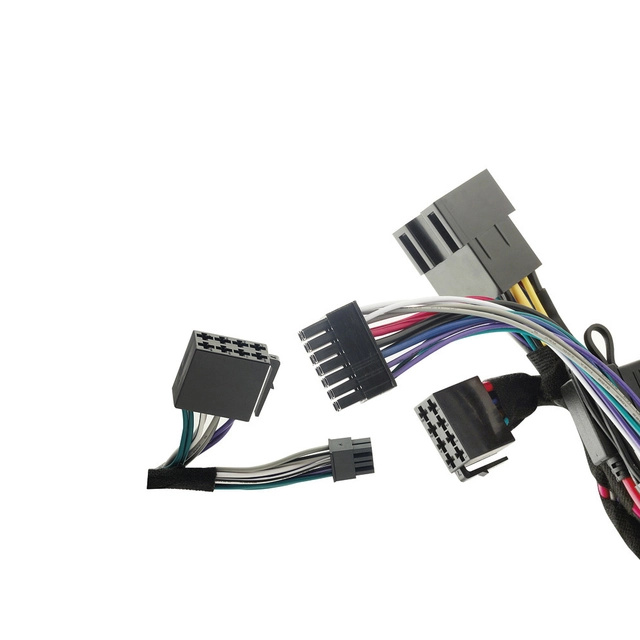 Focal Impulse 4.320 4-kanals m/ISO kabel 4x80W RMS i 2 Ohm. Klasse D 