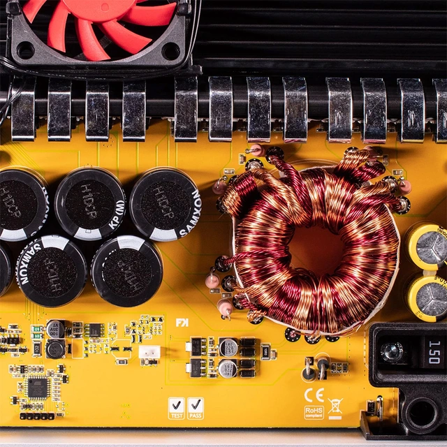 Mosconi PRO 4|30. 4-kanals forsterker 4x225 Watt i 2 Ohm, Klasse A/AB 