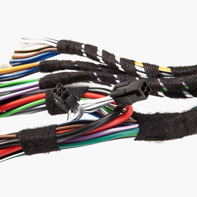 Plug and play kabelsett BMW BMW F-serie med S688/Logic 7 