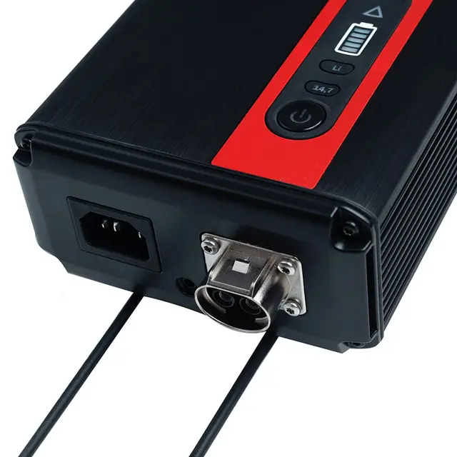 DEFA WorkshopCharger 2.0 35A Fleksibel, krokfeste, veggfeste 