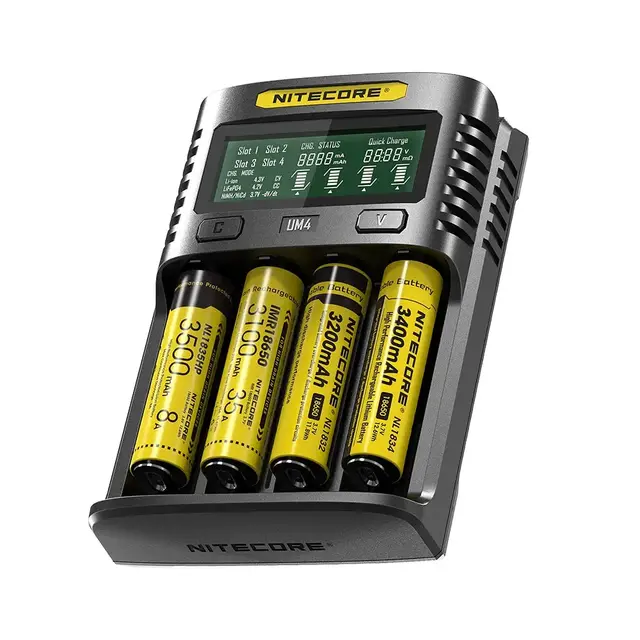 Nitecore UM4 batterilader Lader for fire batteri, USB 
