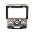 Monteringsramme for 9" spiller BT-50/Ranger (2007-2011) Gull