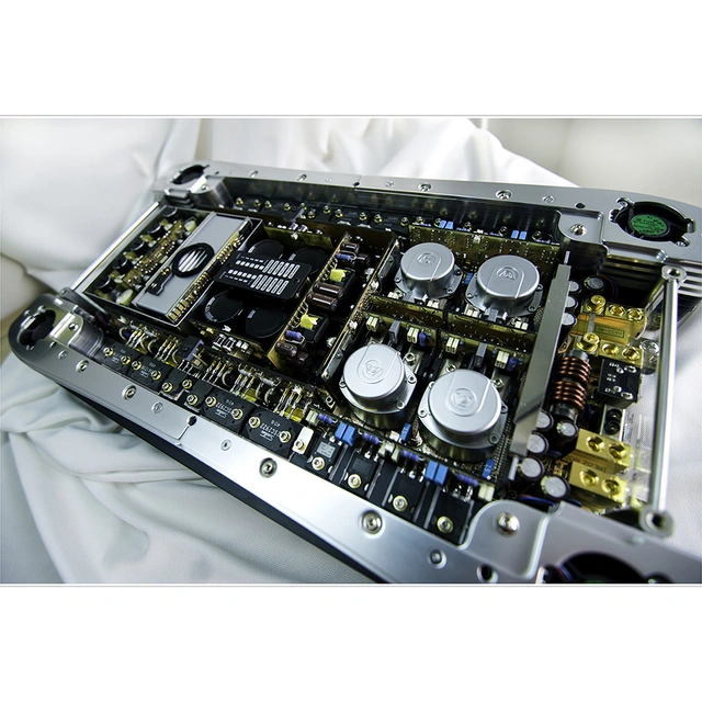 Audison THESIS HV VENTI "The Amplifier", 2x800W, High-End 