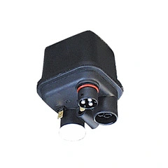 DEFA PlugIn relè 12V. Med forgrening