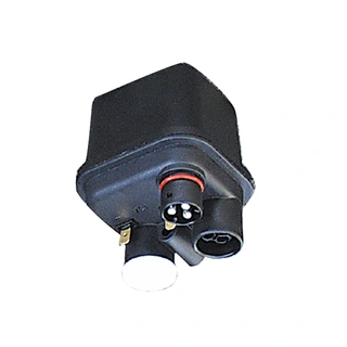 DEFA PlugIn relè 12V. Med forgrening