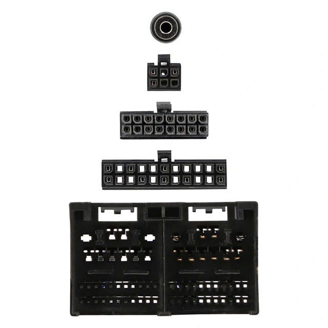 METRA Alt-i-ett adapter (m/multif.ratt) Ford (2020-2023) u/utv. lydsystem 