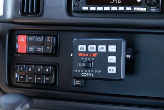 Whelen® Core-C kontrollpanel 10-30V, WeCanX® Styringsboks og Panel 